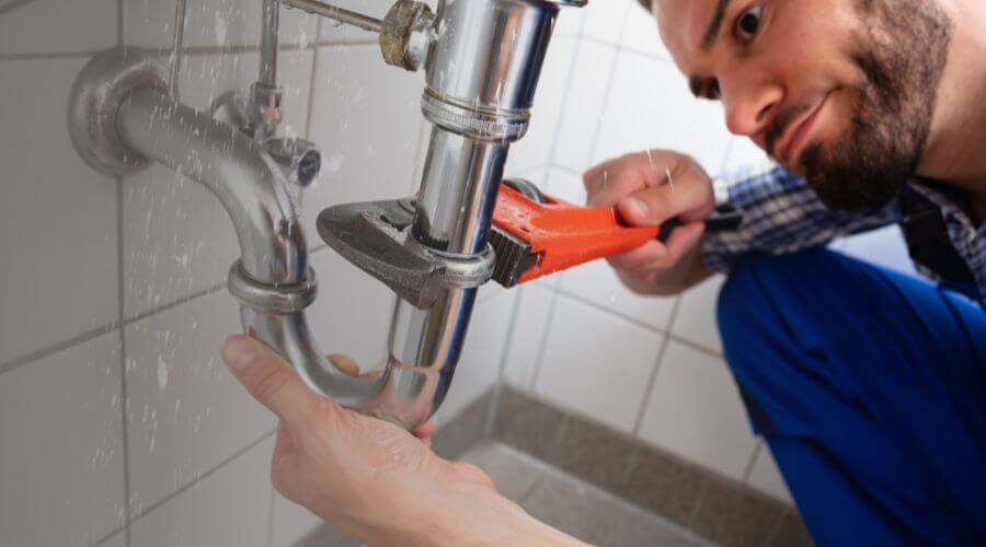 Expert burst pipe repair services in Mayhill, NM
